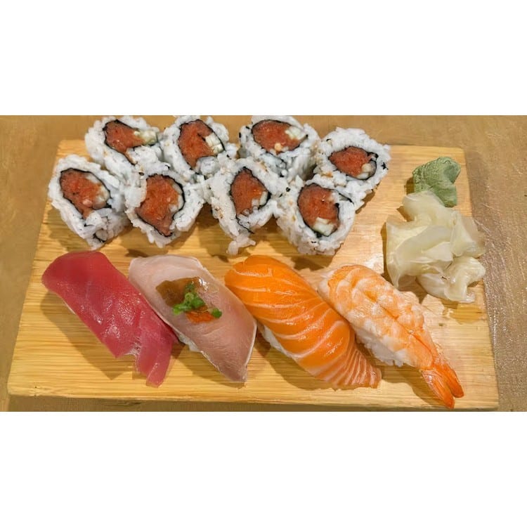 Sakura Sushi Combo.