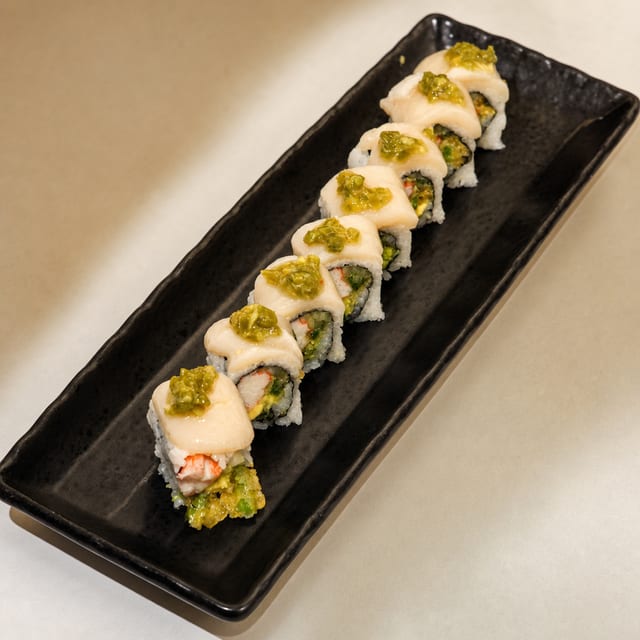 White Akita Roll.